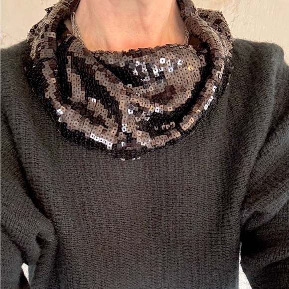 🦃 Charlotte Ruse Black Sequin Cowl Neck Dolman Sweater L NWT. - Picture 5 of 14
